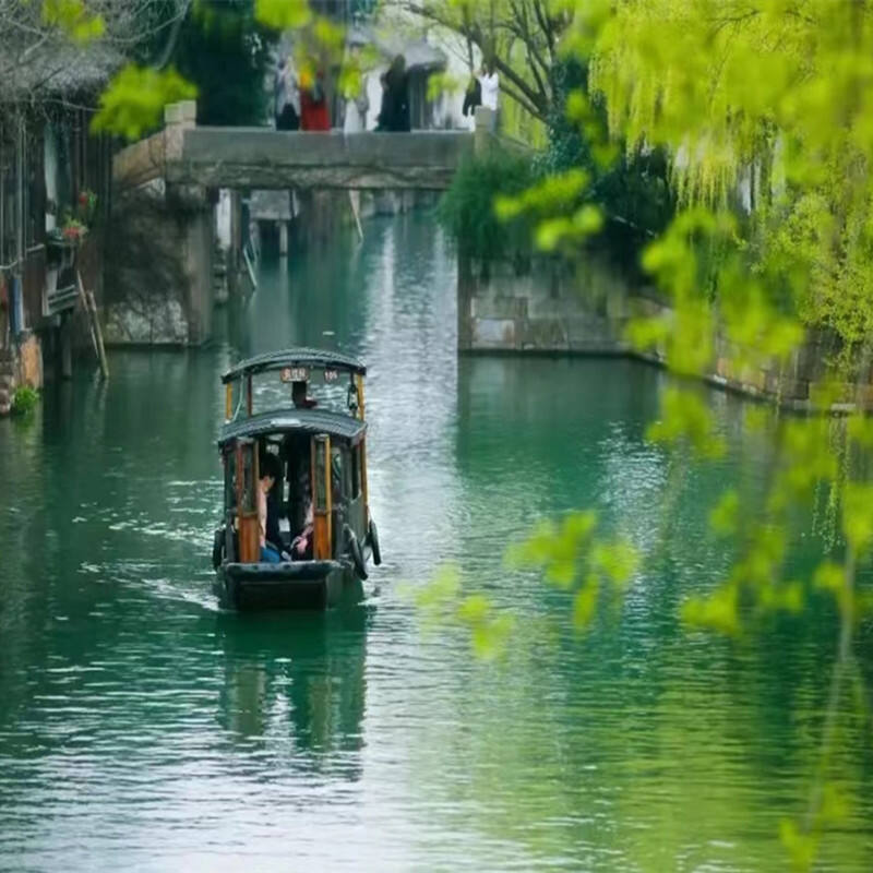精致小团｜南京+苏州+杭州+乌镇周庄4日跟团游/2+1头等舱/5钻酒店 图 2